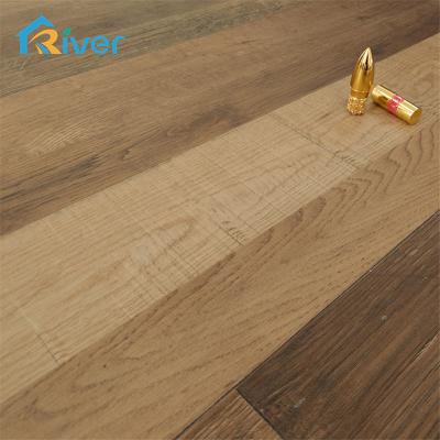 China Modern Heavy Duty Plastic Plank Easy Slip Wood Click Spc Vinyl Composite Flooring In Stock for sale