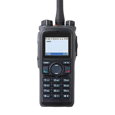 Chine Radio numérique à double sens PD780 PD785 IP67 radio bidirectionnelle étanche à l'eau walkie-talkie à longue portée numérique à double sens à vendre