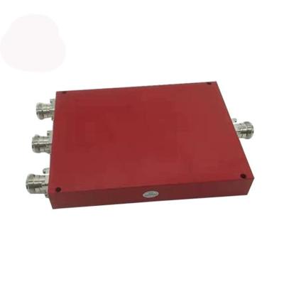 China Microstrip Three-way Power Divider 138 - 960 MHz for sale