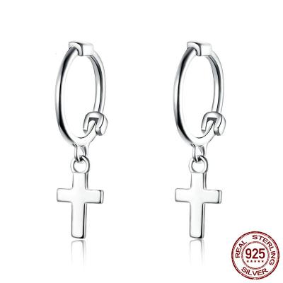 China FASHIONABLE Hot Selling Stud Earrings S925 Sterling Silver Plated Cross Stud Earrings Men And Women Simple Stud Earrings for sale