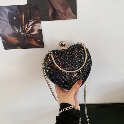 China Fashion Heart Shaped Sequin Handbag Lady Lovely One-Shoulder Bag Fairy Temperament Handbag for sale