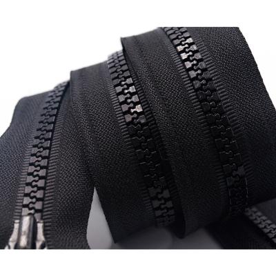 China Quality 5# Environmental Friendly Custom Resin Zipper Open End Working Accessories In Zippers For Clothes Pouch Bags for sale