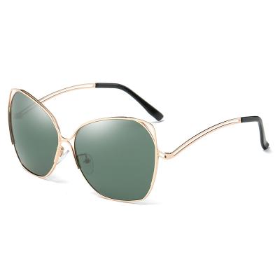 China Fashion Sunglasses Guaranteed Quality Designer Unique Cheap Shades Fashion Women Ladies Sunglasses for sale