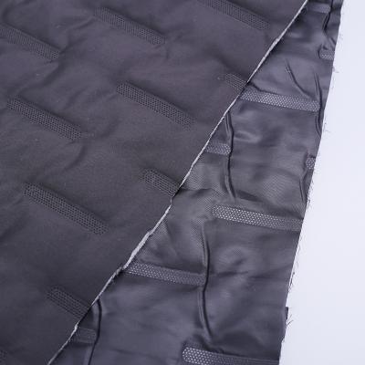 China Multicolor China Cotton Memory Thermal Coat Pongee Material Quilting Fabric On Bolt With Black Sponge for sale