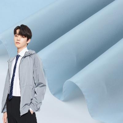 China 320T waterproof plain 40D dyeing 69gsm running waterproof breathable casual sports down jacket nylon taffeta fabric for sale
