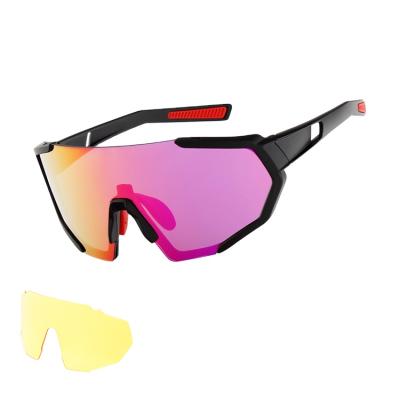 China Colored Polarized Outdoor Sports Glasses TAC Lenses UV400 Protection UNISEX UV Sunglasses Sports Glasses for sale