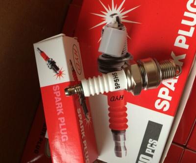 China BP5HS Car Spark Plug Natural Packing For Renault Jeep Wagoneer Oldsmobile for sale