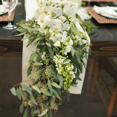 China Wedding Table Centerpieces&Runners Wholesale Artificial Flowers and Plants Custom Christmas Party Size Wedding for sale