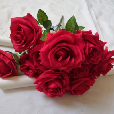 China 10 Flower Bouquets GIGA Heads Silk Rose Artificial Rose Cream Red Artificial Rose Lasting Cheap Artificial Red Rose for sale