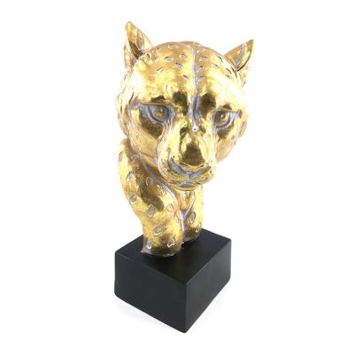 China Resin Master Animal Craft Europe Resin Leopard Statue Collectible Wild Animal Casting Figurines for sale