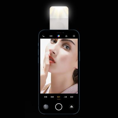 China High Quality 5000mA Fast Charging White ABS 15W 2021 Support 4 Fast Charging Latest 1 Magnetic Wireless Charger Power Bank With Selfie Fill Light for sale