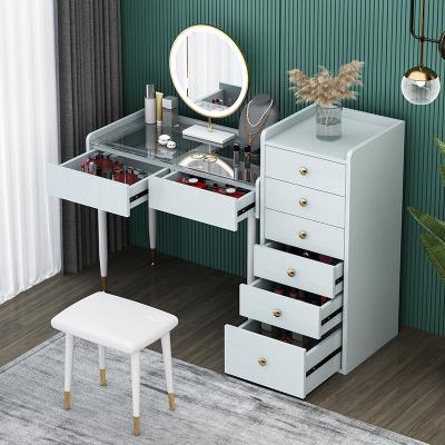 China Nordic modern dressing table with mirror and stool for bedroom dressing table with 3 LED light effect reflect iron gold dresser for sale