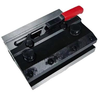 China Press Brake Tools Quick Change Punch Holder Hydraulic Press Brake Tooling Clamp for sale