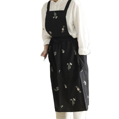 China Japanese and Korean apron of new creative embroidery canvas cotton kitchen cleaning apron for sale