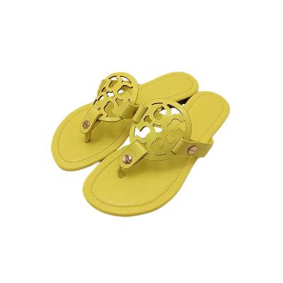 China Damping Jelly Slippers Women's Sandals Shoes New Ladies Flip Flat Shoes Summer Beach Fashion Women's Shoes for sale