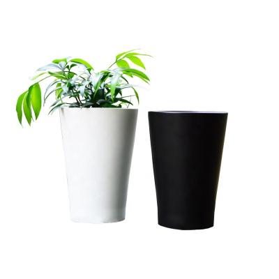 China Tall Glazed Europe White And Black Ceramic Outdoor Planters For Garden for sale