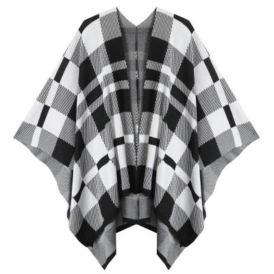 China Anti Shrink Women's Black And White Cape Knit Cardigan Stripe Coat for sale