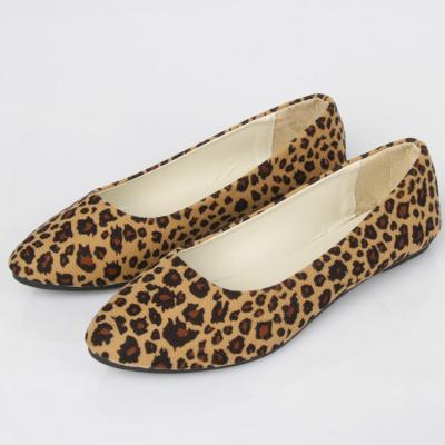 China 2022 Wholesale Cheap Women's Classic Pointed Toe Leopard Print Ballet Flats Pointed Toe Flats Causal Shoes for sale