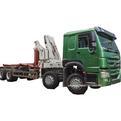 China Hotels 10 wheel howo 8 cubic drop off container hook arm garbage collector truck with crane 5 ton for sale