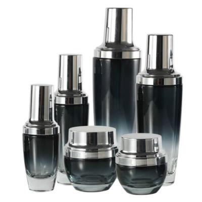 China Wholesale 30ml Clear Green Custom Glass Personal Care Bottle With Press Pump Cosmetic Dropper Bottles Supplier for sale