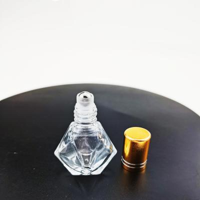 China Cosmetic Empty 15ml Clear Square Glass Dropper With Gold Glass Dropper Cap for sale