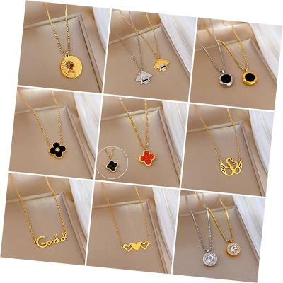 China TRENDY Korean fashion cute queen round zircon pendant 316L stainless steel necklace for women gold plated jewelry for sale