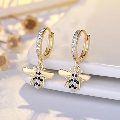 China TRENDY Western Fashion Cute Zircon Bee Drop Gold Plated Hoop Earring For Women for sale