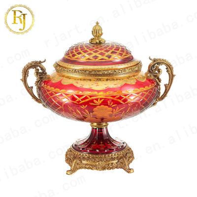 China Freshness Preservation Dubai Turkey Gift Crystal Candy Glass Jar Gold Idishlar Pattern Chinni Posuda Candy Jar Full Containers for sale