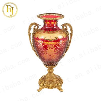 China Modern Complete Traditional Crystal Glass Vase Gold Idishlar Pattern Chinni Posuda Vase From Dubai Turkey Gift For Home Decor for sale