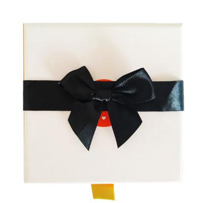 China Good Quality Metallic Elastic Gift Wrapping Ribbon Bow Pre-made Bow Christmas Bows for sale