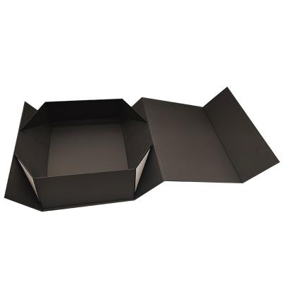 China Recyclable Custom Design Black Rigid Cardboard Paper Great Gift Packaging Folding Magnetic Packaging Box For Wedding Dress for sale