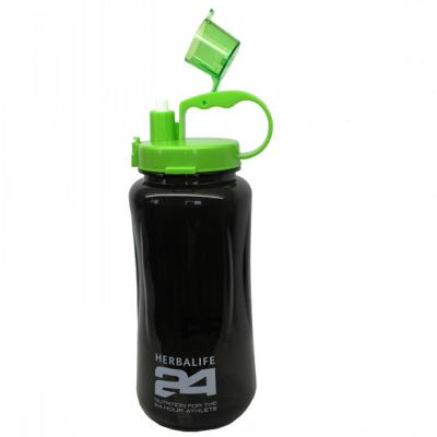 China 1L/2L water bottle space sustainable portable cup large its balife nutrition fitness shaker straw style strap for sale