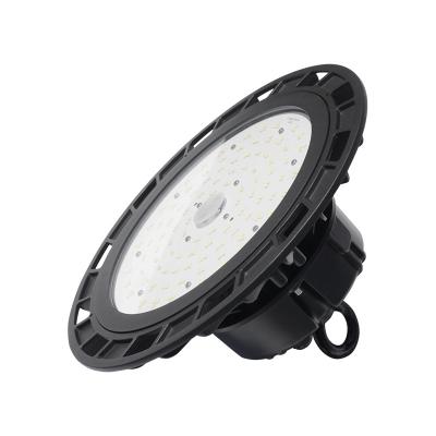 Cina Sports Stadiums Factory Supplier 100W 150W 200W 240W IP65 Wholesale UFO LED High Bay Light For Sports Stadium in vendita