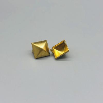 China Wholesale custom nickel free copper pyramid studs rivets for leather shoe hardeard studs for sale