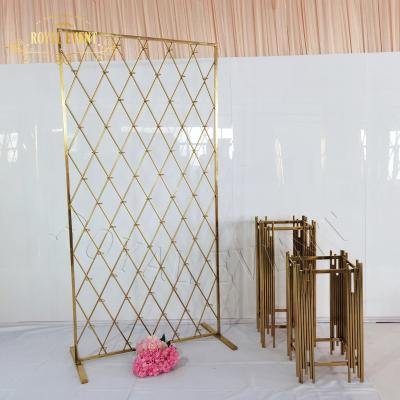 China Modern Wedding Event /party Metal Wedding Backdrop Gold Champagne Wall Candle Holders For Party Decoration for sale