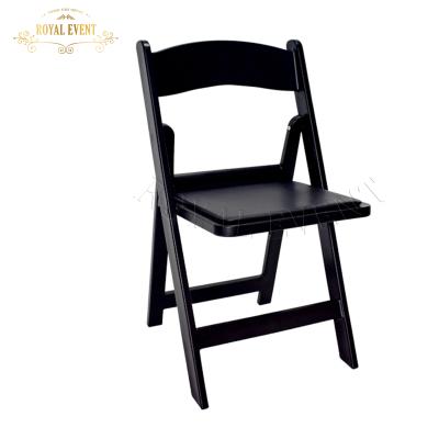 China Wholesale Modern Outdoor Wimbledon Garden Chairs Resin Padded Plastic Folding Chair for sale