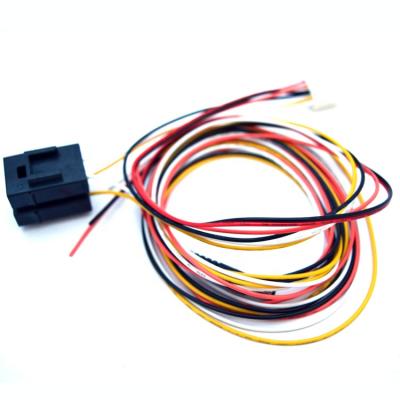 China RME-707 Electronic Automotive Fuse Holder Wire Harness With DC Connector Cables for sale