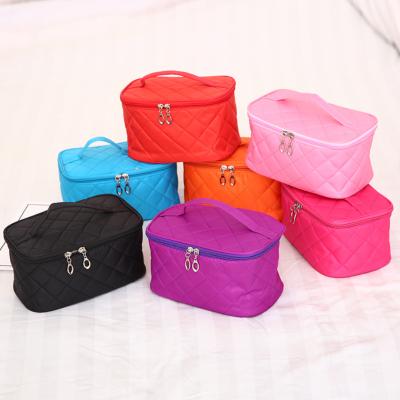 China 2021 New Fashion Nylon Cosmetic Bag For Women Fashion Travel Makeup Brush Bag Girls Beauty Toiletry Portable Pouch for sale