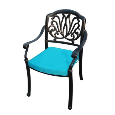 China Vintage Eco-friendly Design Outdoor Garden Patio Metal Table And Chairs Set Blue Decorative Balcony Furniture for sale