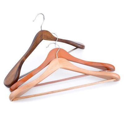 China Cheap CLASSIC Style 93+ Wooden Clothes Hanger, Wooden Garment Hanger Supplier for sale