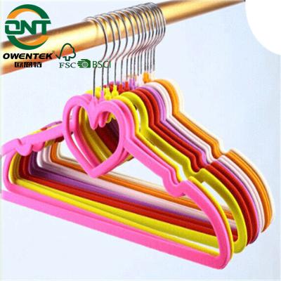 China Flat ABS Velvet Flocked Hangers For Clothes With Heart Shape Tie Rod for sale