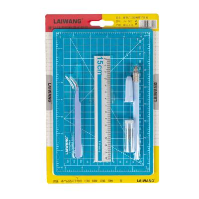 China PVC A5 Cutting Mats Pen Knife Set Cutting Engraving board set of 4 pieces for sale