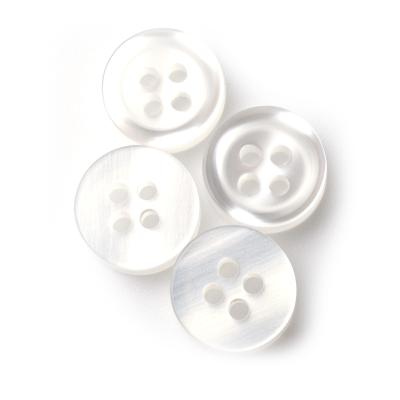 China Sustainable Wholesale Hot Sale 4 Holes Excellent Quality White Round Resin Button For Shirt for sale