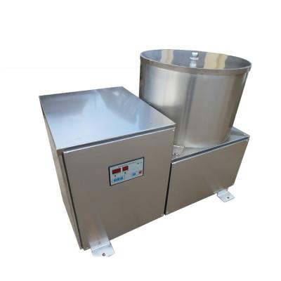 China Small Scale Frying Food Potato Chips Centrifugal De Oiling Machine For Snack Food for sale