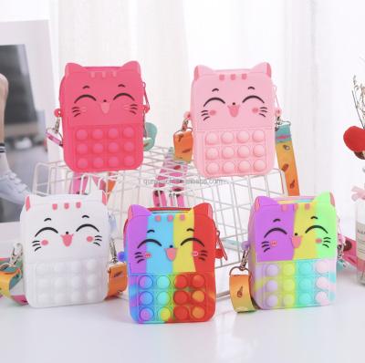 China Newest Amazon Cute Mini Purse Silicone Animals Cartoon Cat Purse Coin Purse Waterproof Cute Zipper Bag Cute Main Bag for sale