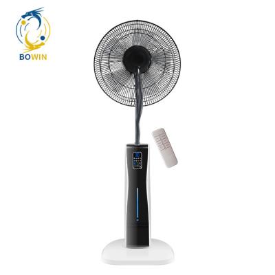 China Mordern Rechargeable Water Spray Mist Fan Stand Fan With Remote Control for sale