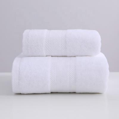 Cina 100% White Thick Cotton Towel Set Hotel Cotton Towel Bath Towel Set Thick Child Safe Bath Towel Set in vendita