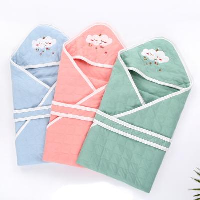 China High Quality Compressed Hooded Towel 100% Cotton Baby Hooded Towel Kids With Animal Head for sale