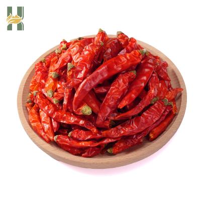 China Xianghe factory dry small wholesale price a large number of new small price new S17 large number dried chili for sale