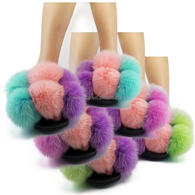 China Fashion Trend Style Luxury Soft Fluffy Fur Ball Slippers With Great Price for sale